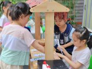 “舊書”遇“新主” 幼兒園萌娃以書換書“悅”讀越快樂