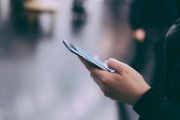 新西蘭擬16歲以下禁用社交媒體，眾多網(wǎng)友附議