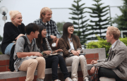 重磅英國簽證政策再收緊英國大學(xué)財(cái)務(wù)危機(jī)升級！中國